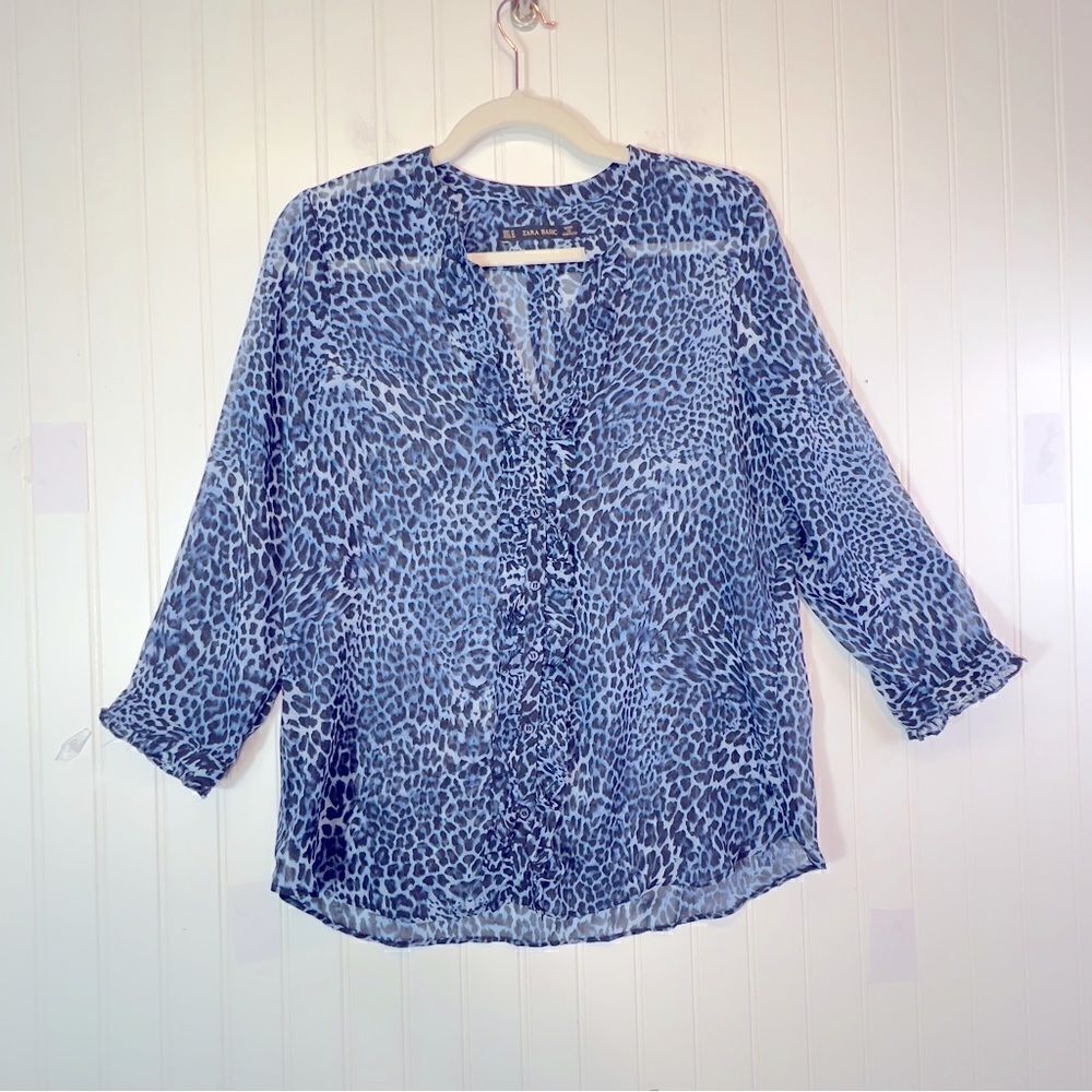 Zara M Blue cheetah animal print Blouse